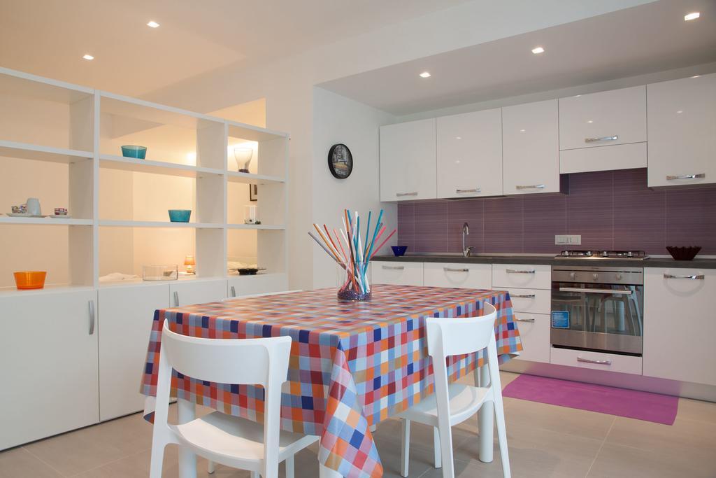 Baia Degli Ulivi Apartments 切法卢 客房 照片