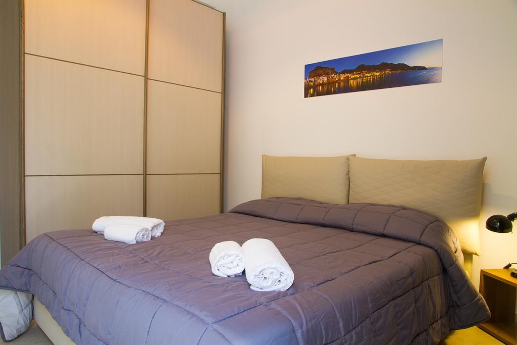 Baia Degli Ulivi Apartments 切法卢 外观 照片