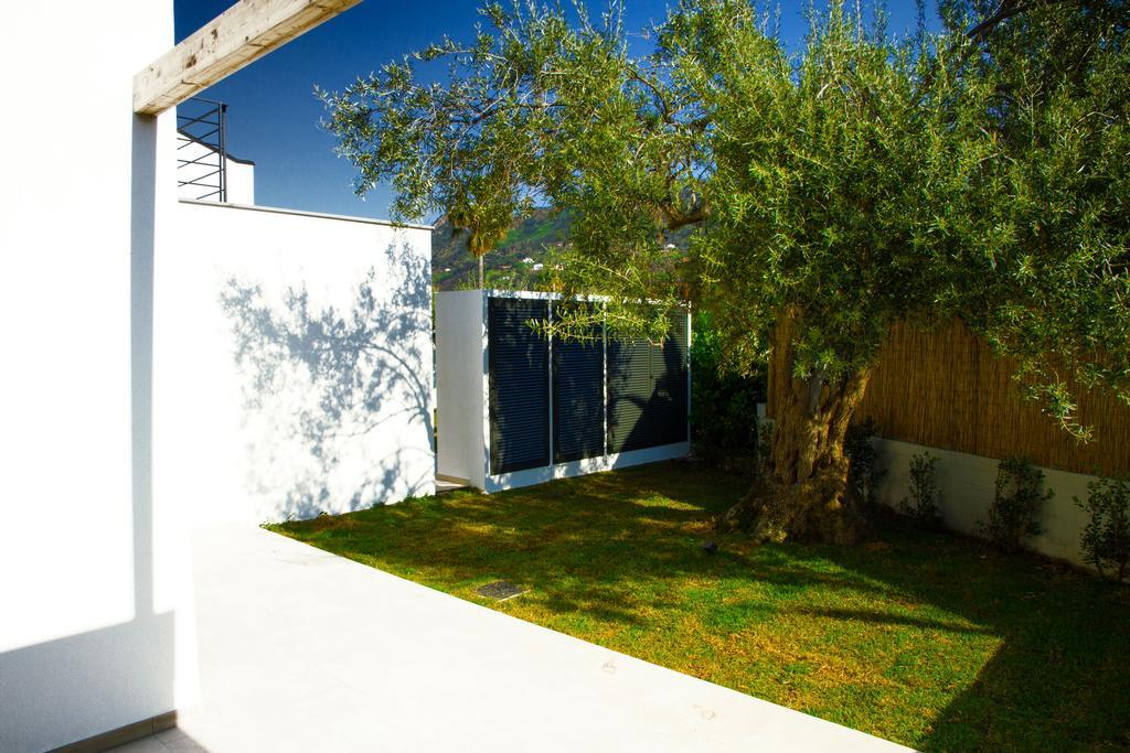 Baia Degli Ulivi Apartments 切法卢 外观 照片