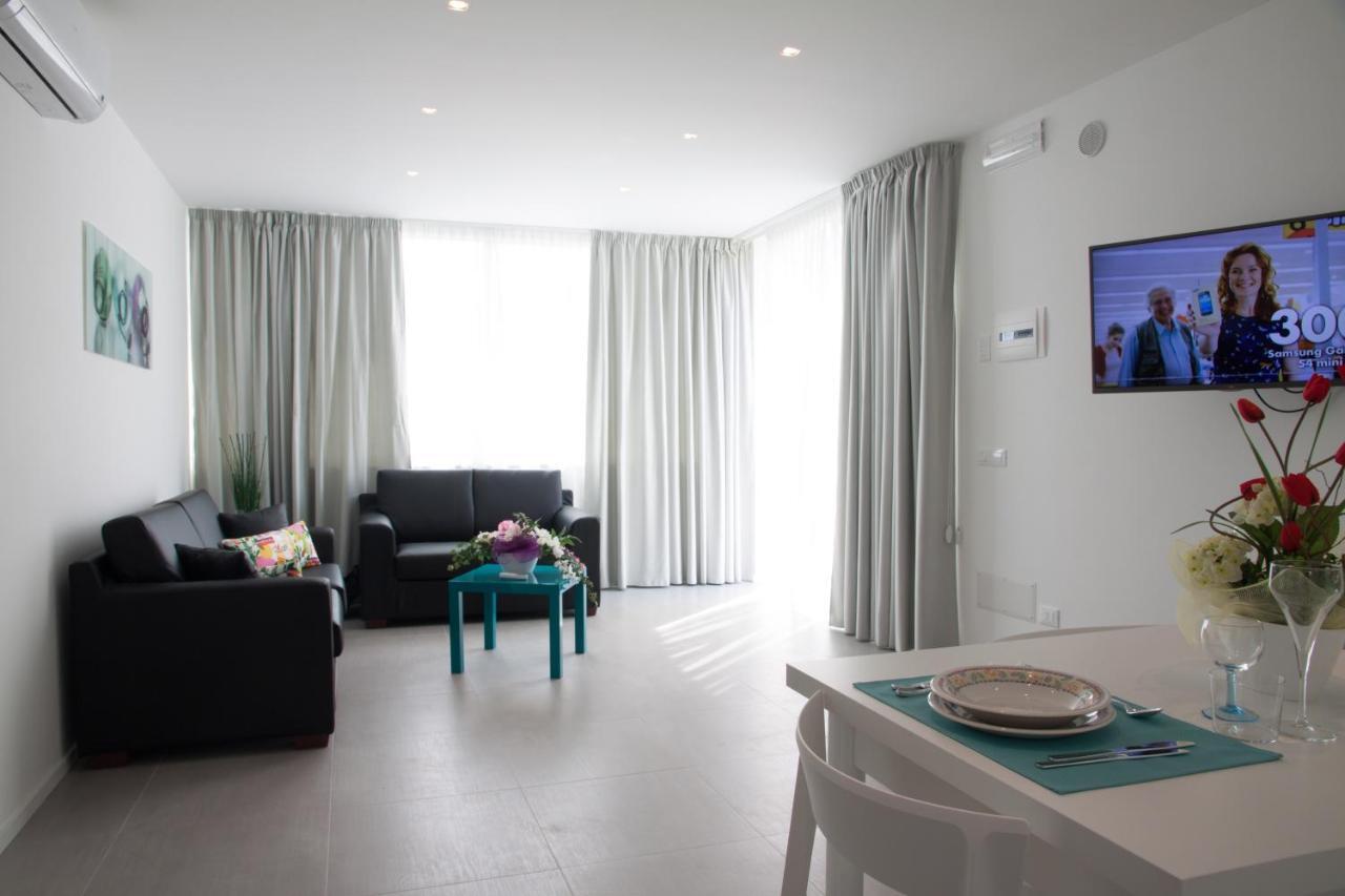 Baia Degli Ulivi Apartments 切法卢 客房 照片